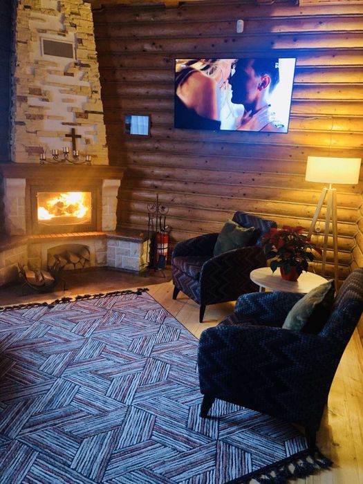 Будинок в Карпатах зелена садиба