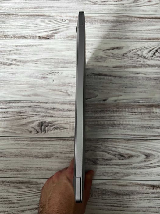 Apple Macbook Air 2020 M1 / 16Gb / SSD 256Gb