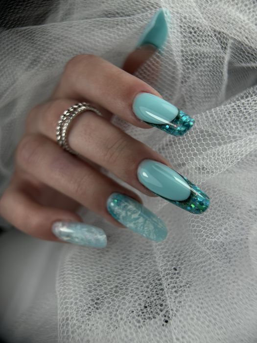 Манікюр, педикюр