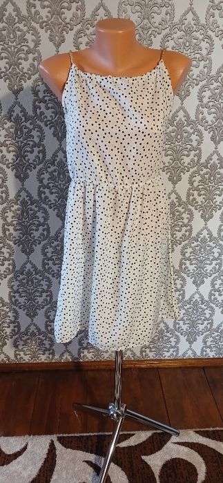 Жіночий одяг/ Плаття