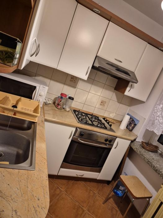 Meble kuchenne białe fronty