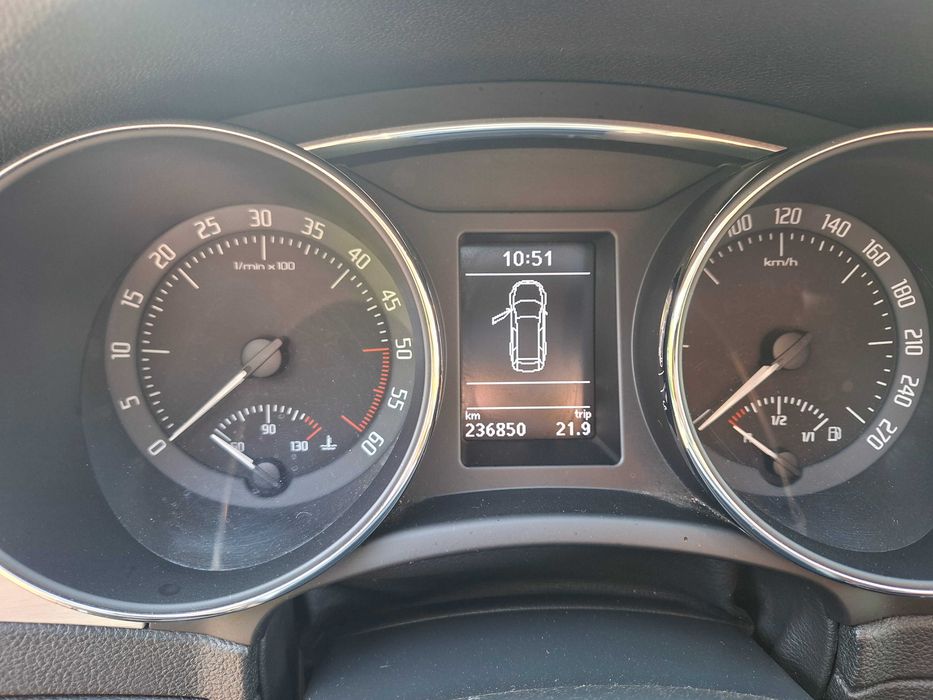 Sprzedam Skodę Superb kombi, 2.0 tdi