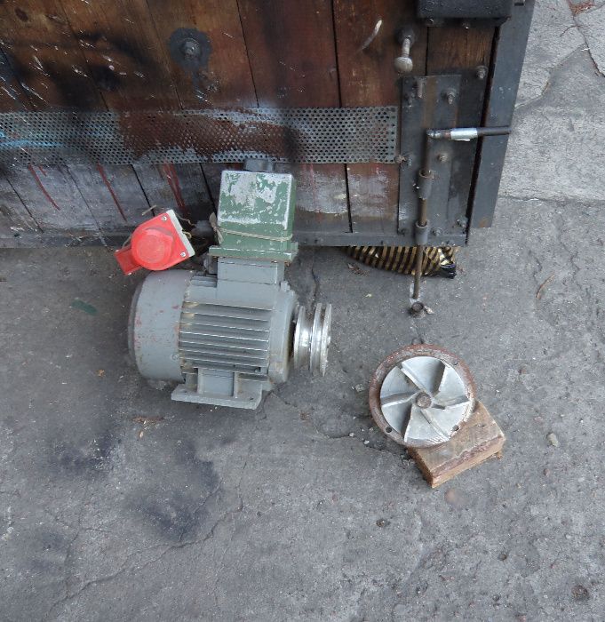 Cykliniarka podłogowa