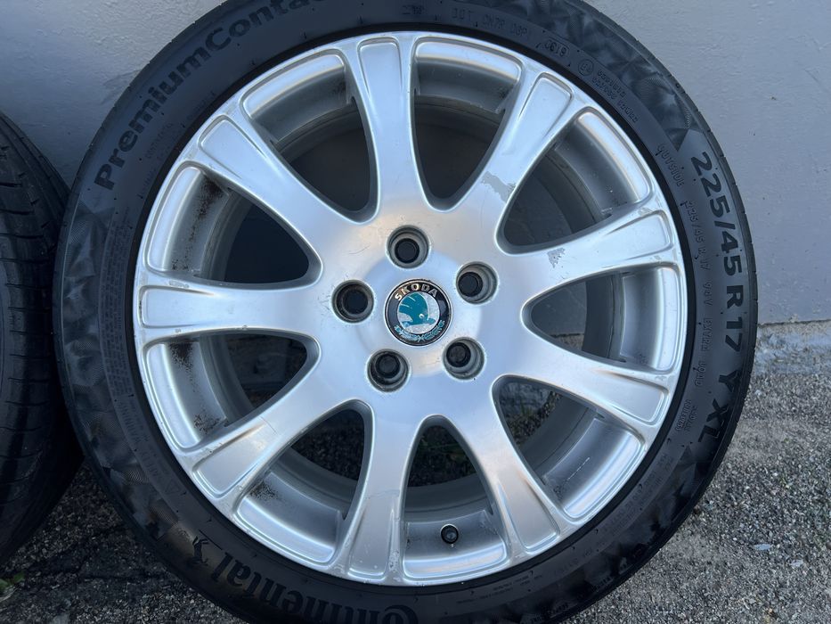 Оригінальні диски Skoda r17 5*112 Octavia A5 Volkswagen Golf Caddy