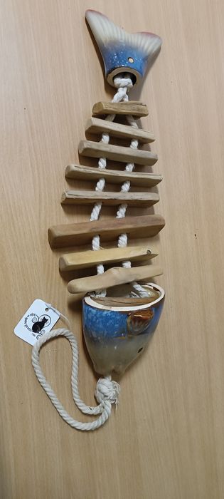 Peixe decorativo da loja gato preto