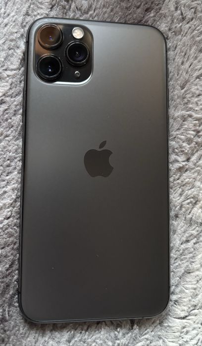 Iphone 11 pro cinzento