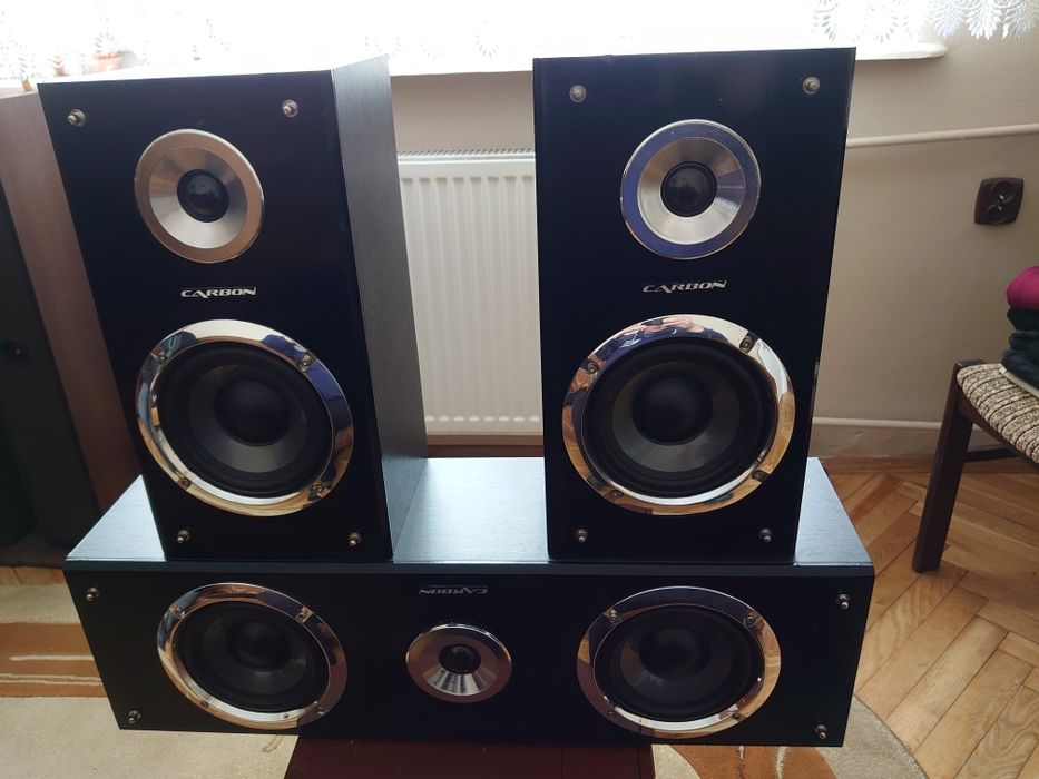 Firma Carbon głośnik centralny + 2x satelity stan bdb. Ko