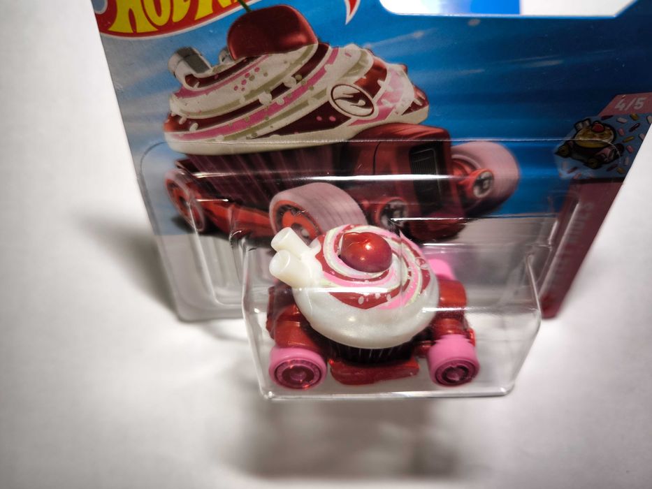 Hot wheels TH sweet driver sweet rides хот вілс