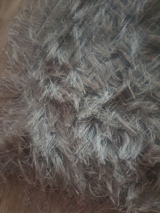 Dywan Shaggy  szaro-srebrny.