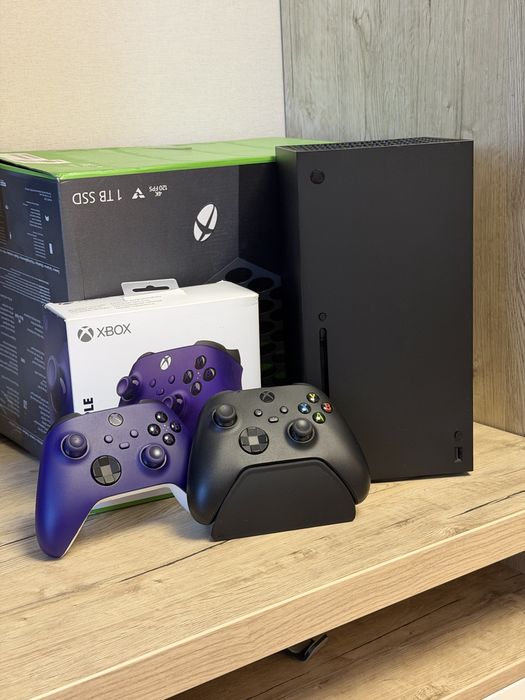 Xbox series x 1tb + 2 геймпада+ігри