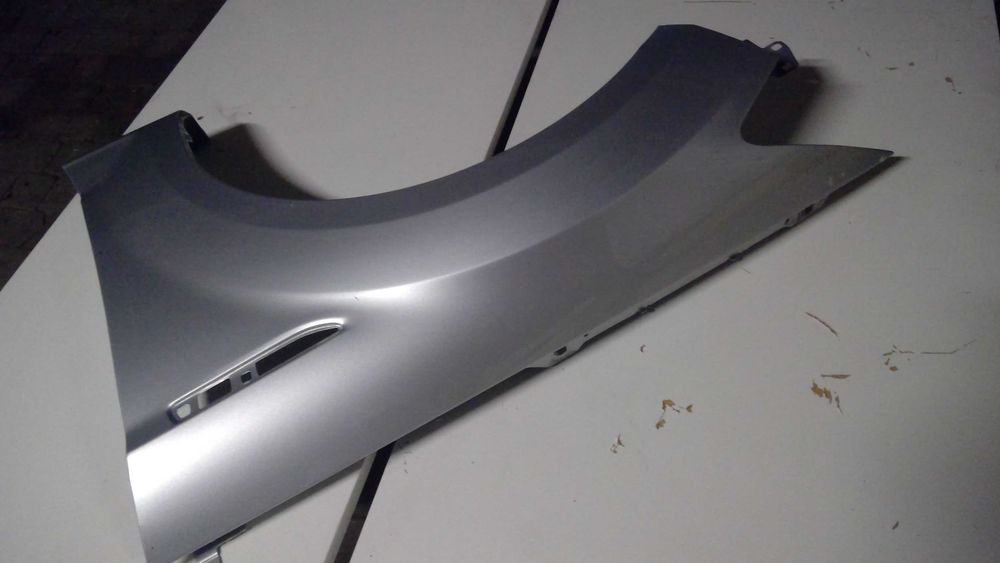 Błotnik przedni lewy Ford Mondeo Mk4