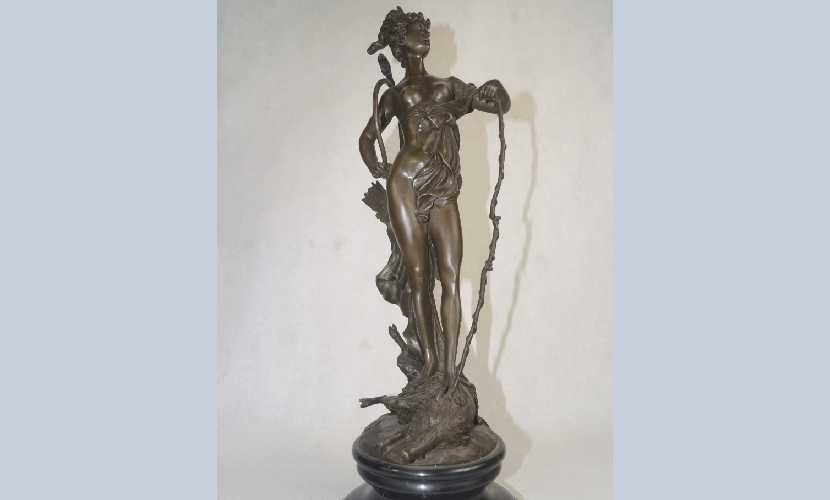 Rzeźba z brązu Diana (Artemida), bogini łowów, Albert