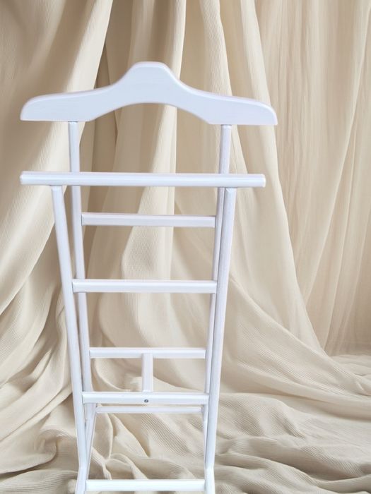 Напольная вешалка