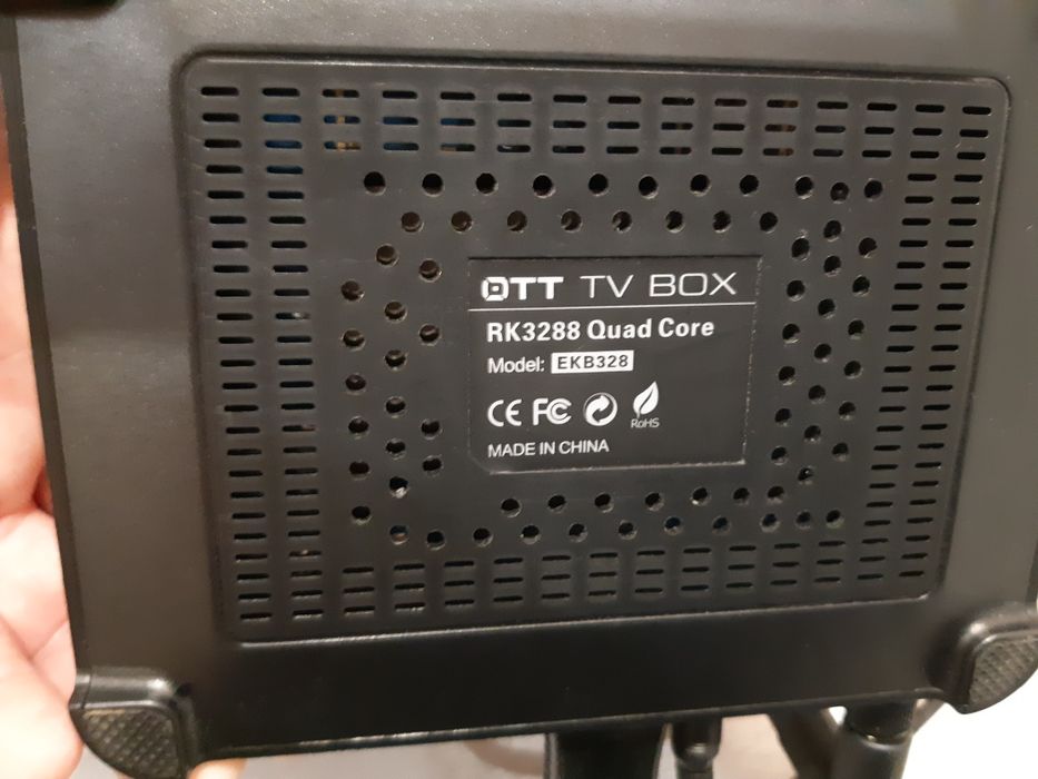 Приставка android ТВ Smart OTT TV Box RK3288