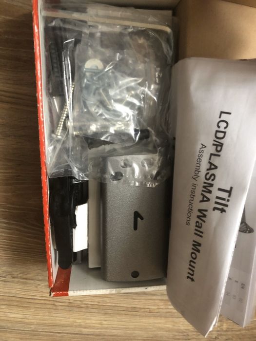 Крепление для ТВ на стену