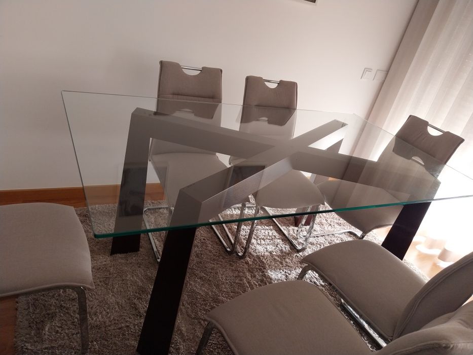 Mesa vidro para sala de jantar