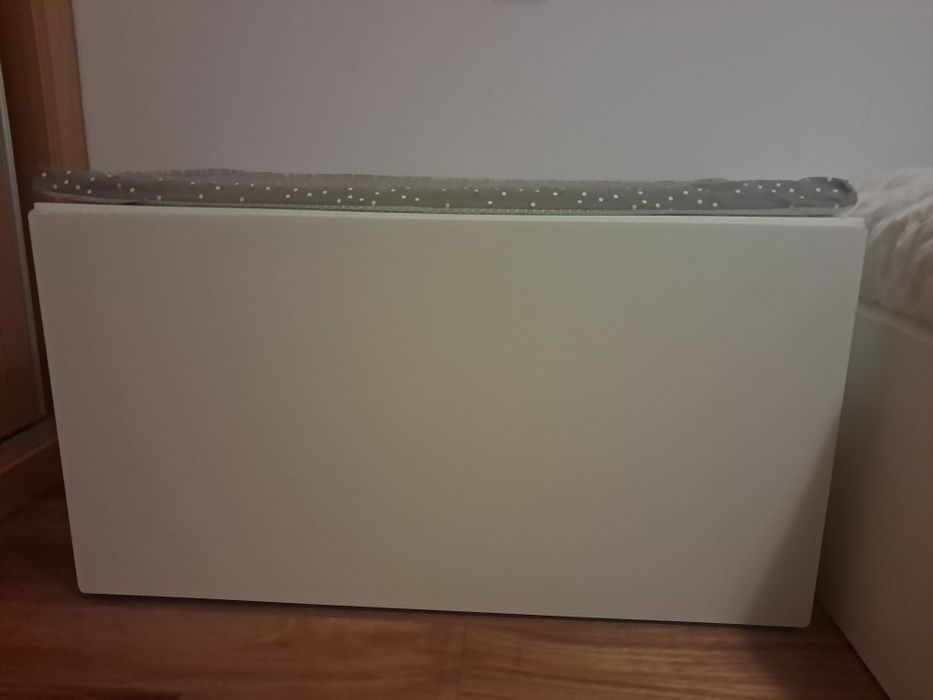 Baú arrumação criança ikea com almofada