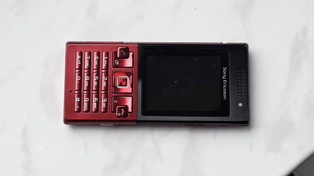 Sony Ericsson T700. Bardzo Ładny. Odblokowany. PL menu