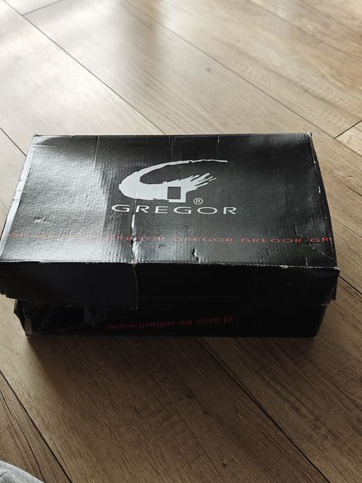 Nowe buty George skórzane 43