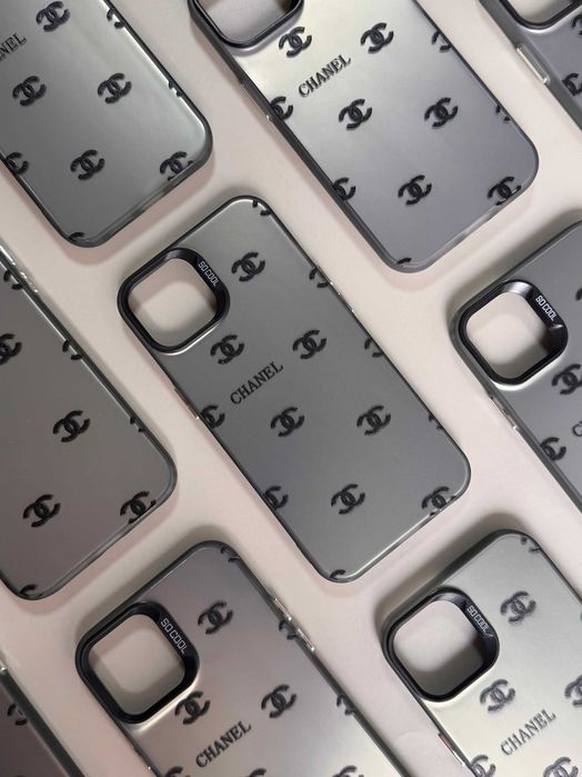 Силіконовий сірий чохол з лого Шанель Chanel на айфон iPhone