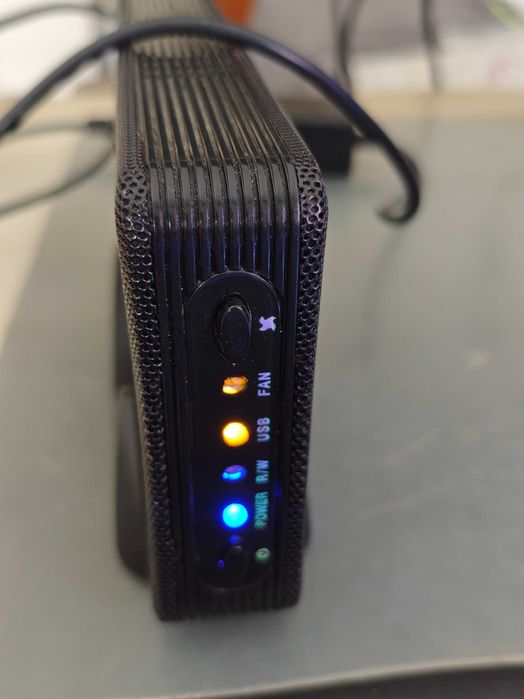 Disco externo 3.5 - 300GB (100%)