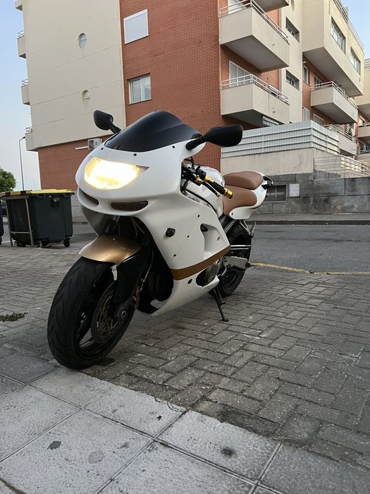 Kawasaki ninja ZX6R