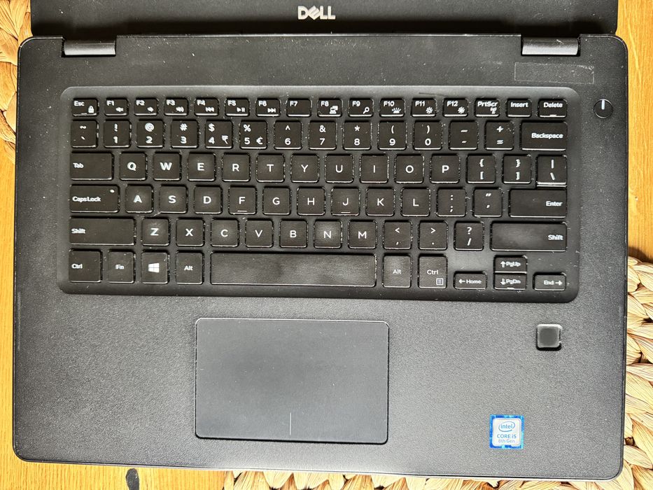 Dell Latitude 3490 i5 8gen 8GB/120GB SSD Windows 11, z torbą i myszką