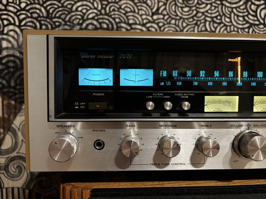 Amplituner Sansui 7070