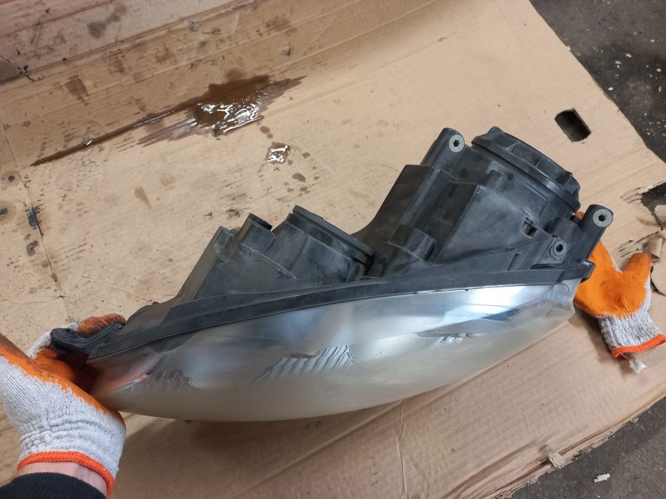 Lampa lewa przód przednia vw golf 5 V jetta