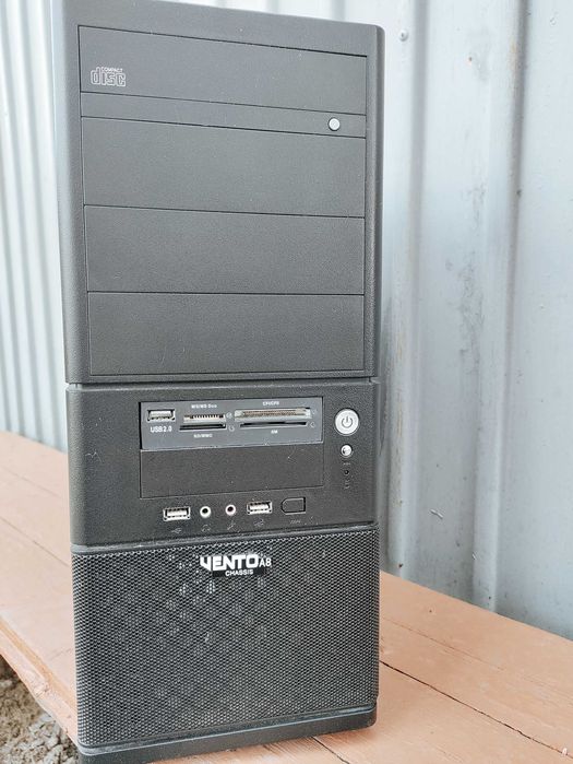 Брендовий корпус Asus Vento A8 Chassis ATX