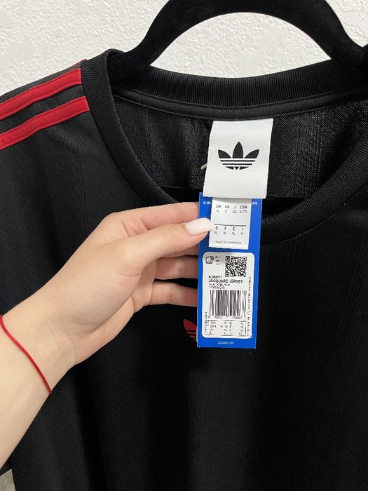 Нова Футболка ADIDAS