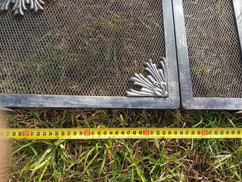 Proteção para lareira metálica . exemplar estado de conservação