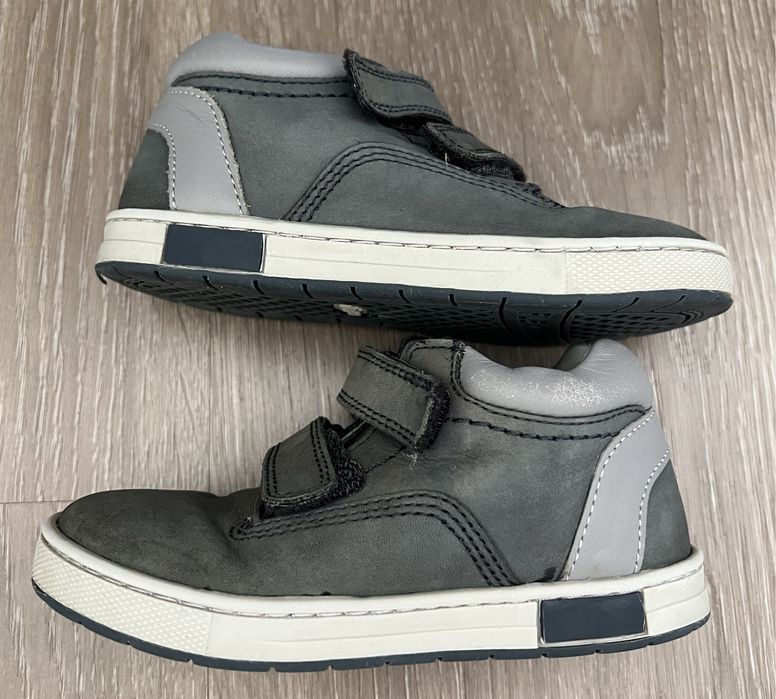 Sapatilhas para criança - Chicco - tamanho 25