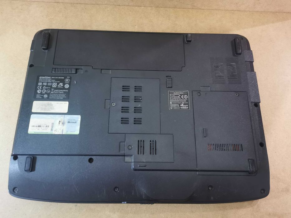 Ноутбук Acer eMachines E520  Intel  T5750  2.0GHz/2Gb/ SSD 128Gb