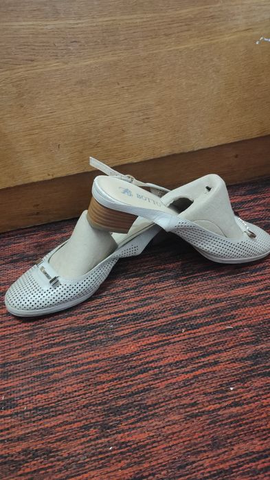 Босоножки женские, размер 42