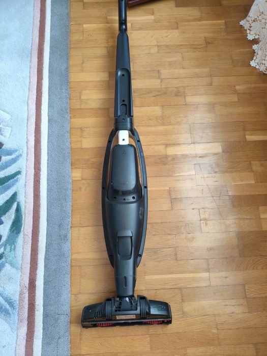 electrolux пылесос продам