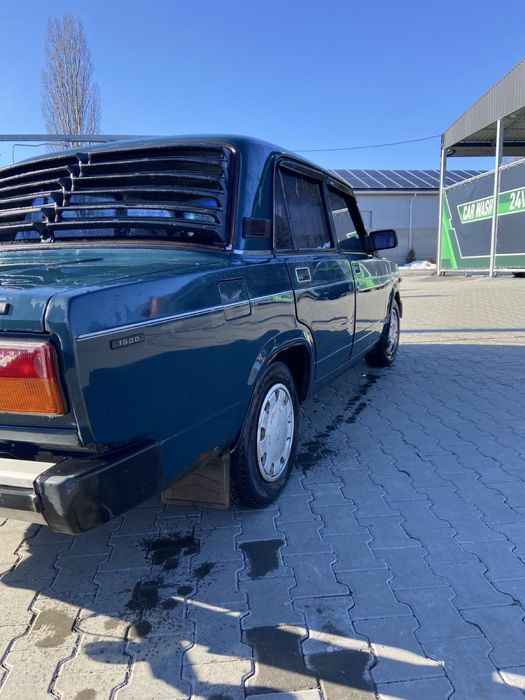 Продам ваз 2105.