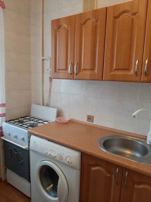 Долгосрочная аренда 1 комнатной на ул. Затонского