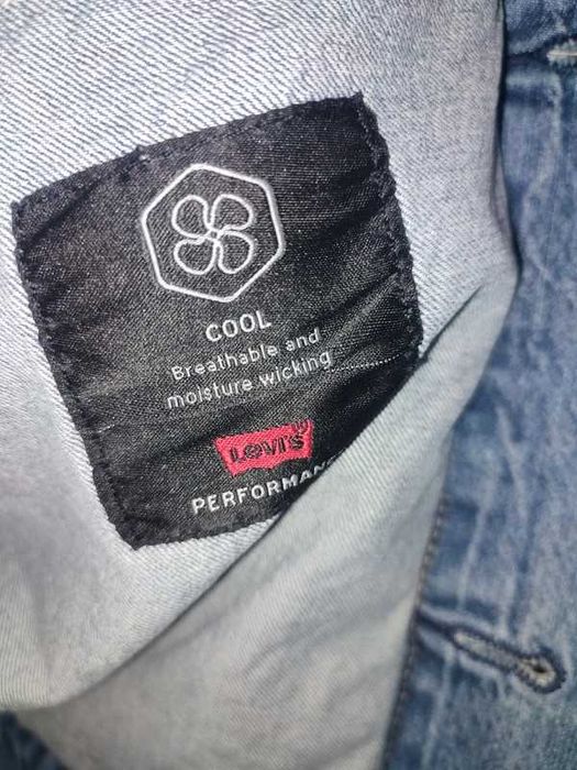 kurtka jeansowa rozm. L firmy Levi's
