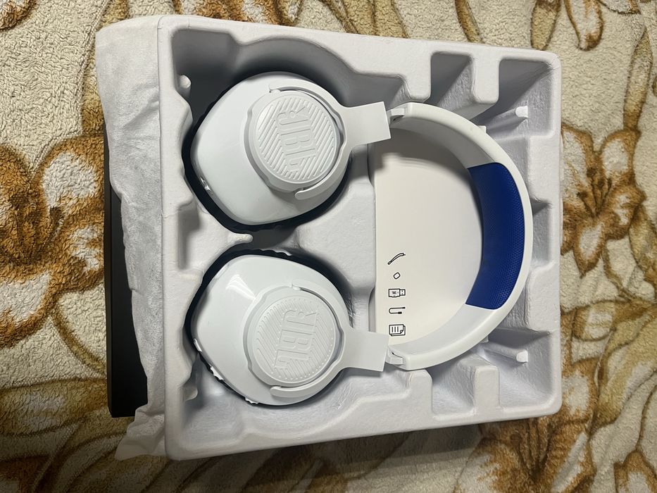 Беспроводные игровые наушники для ПК Bluetooth JBL Quantum 360P White