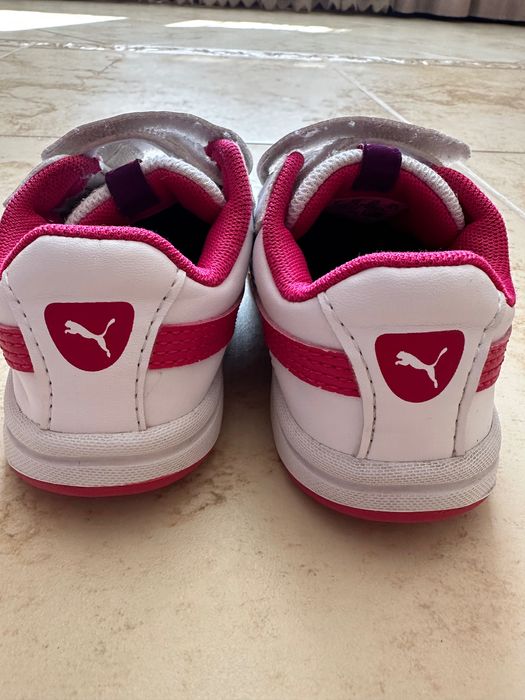 Кросівки дівчачі Puma