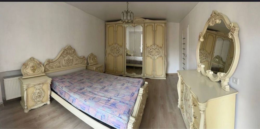 Продам 4х кім квартиру в центрі міста з ремонтом на Бельведерській