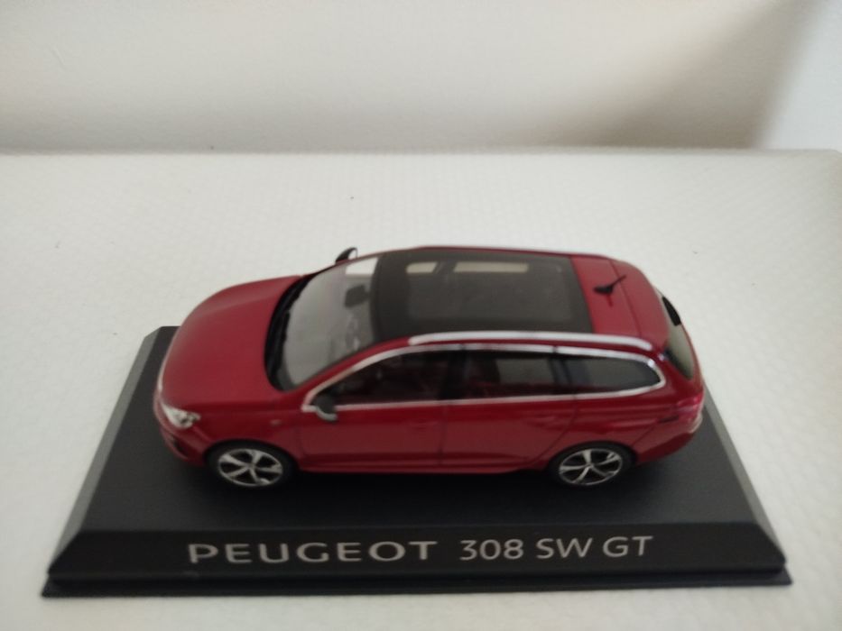 Miniatura Peugeot 308 SW GT 1/43 Nova