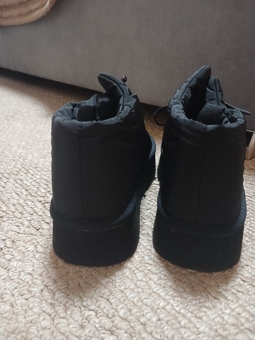 Зимове жіноче взуття