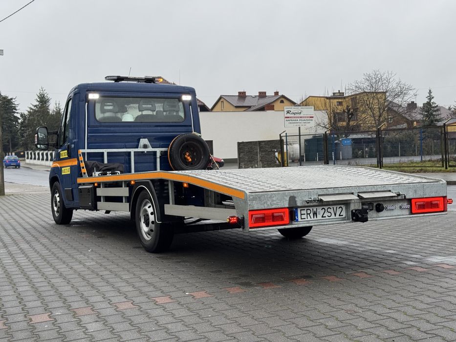 Pomoc Drogowa Autolaweta Holowanie laweta 24/7 do 3500kg