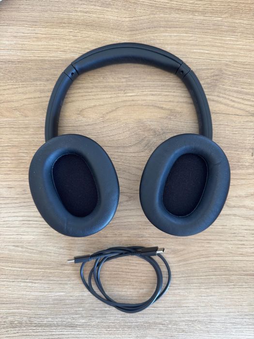 Sony Headphones / Bluetooth / Noise Cancelling64739010997889123