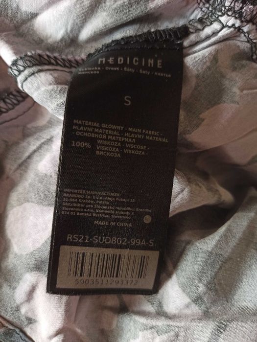Sukienka kopertowa midi Medicine