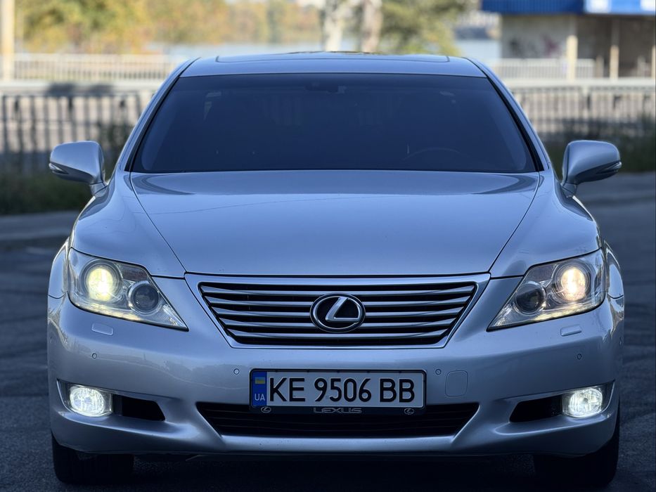Lexus LS 460, 2010 рік , 4.6 бензин