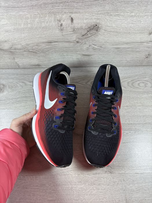 Nike Zoom Structure чоловічі кросівки 42 розмір