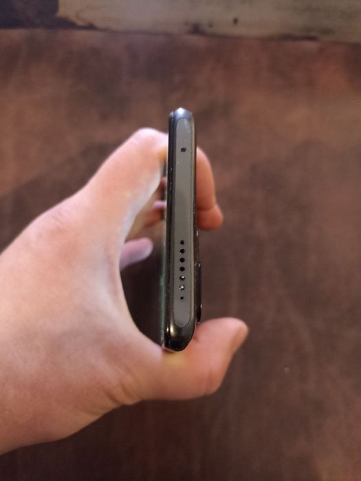 Xiaomi 11T 8/128 ГБ в отличном состоянии